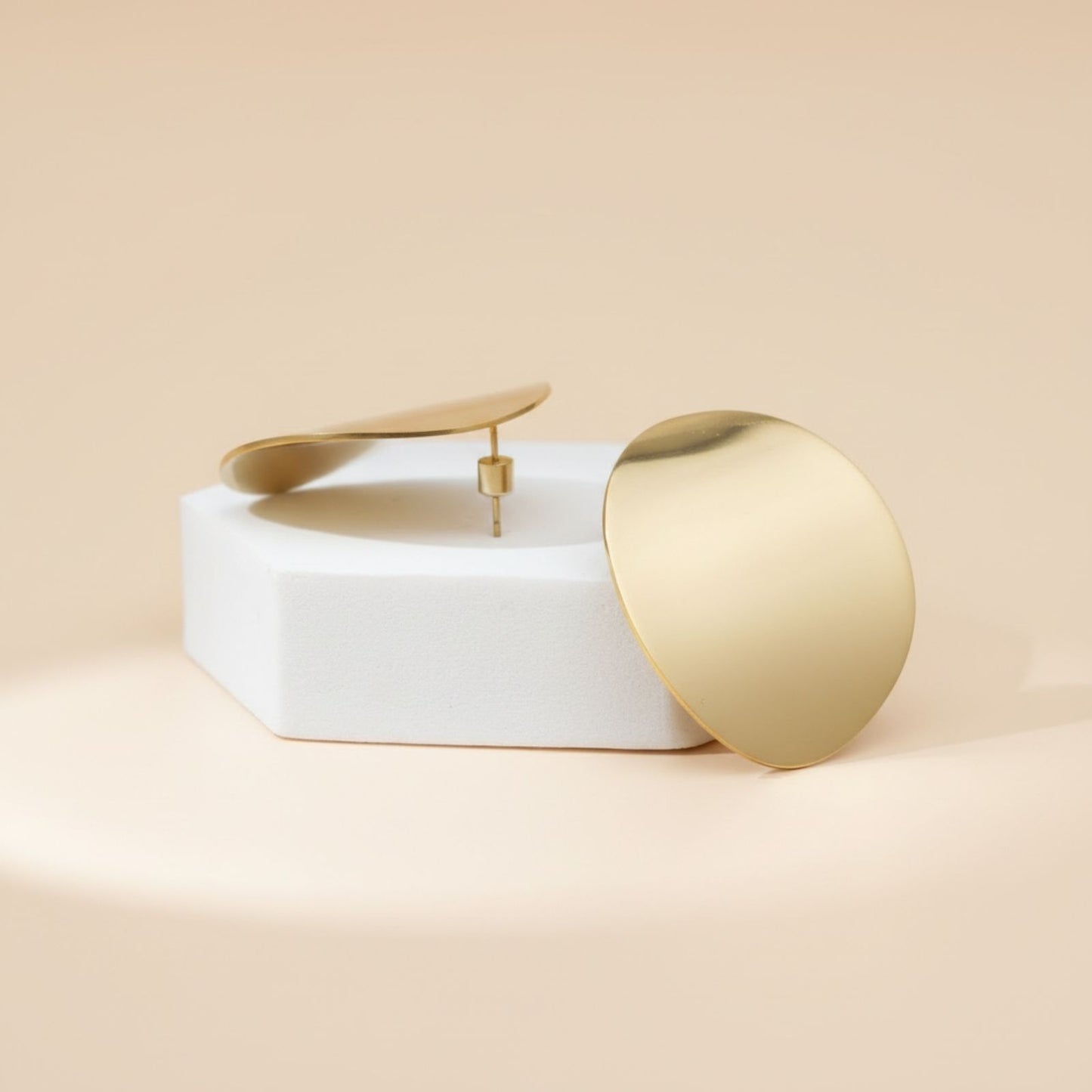 Stud 18K Gold Steel Curved Oval Disc Earrings