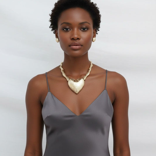 Pendant Gold Bamboo Heart Modern Love Necklace