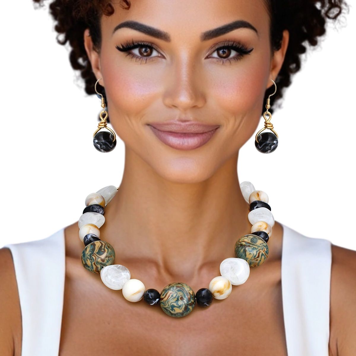 Beaded Black White Dreamy Oceanic Chunky Necklace